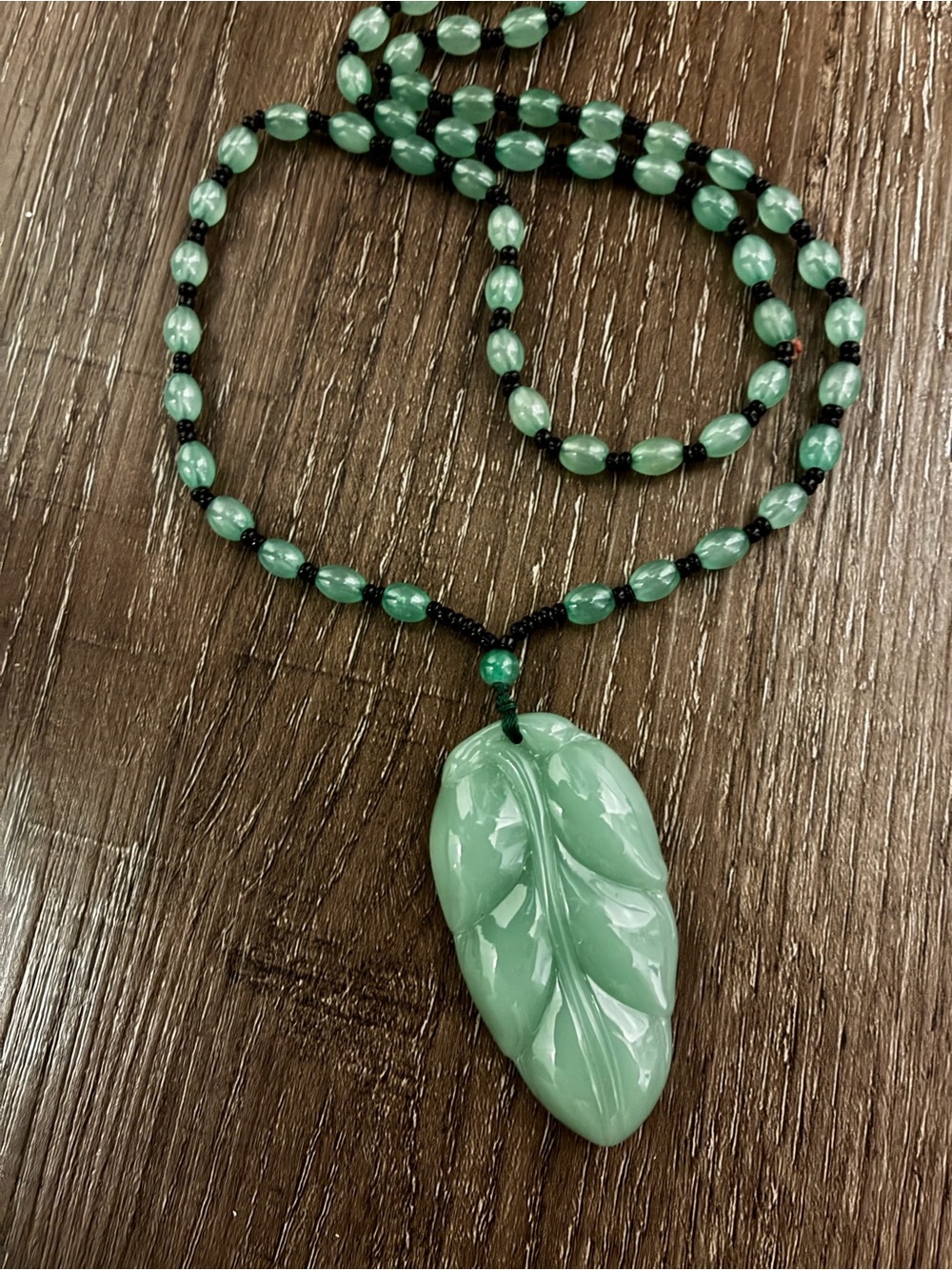 Hand-Carved Green Leaf Pendant Necklace - Women Jewelry